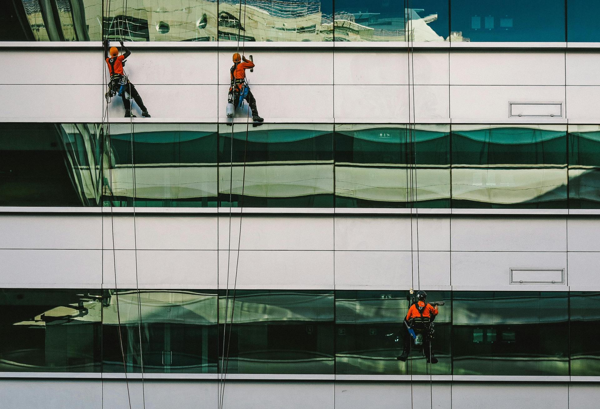 CBRE Could Pay More Than $1B To Buy Global Facilities Management Firm