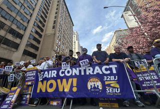NYC Doormen, Supers Approve Strike That Could Start Next Week