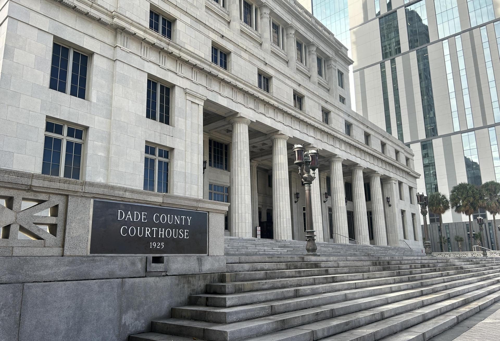 Dade County Courhouse 73 West Flagler