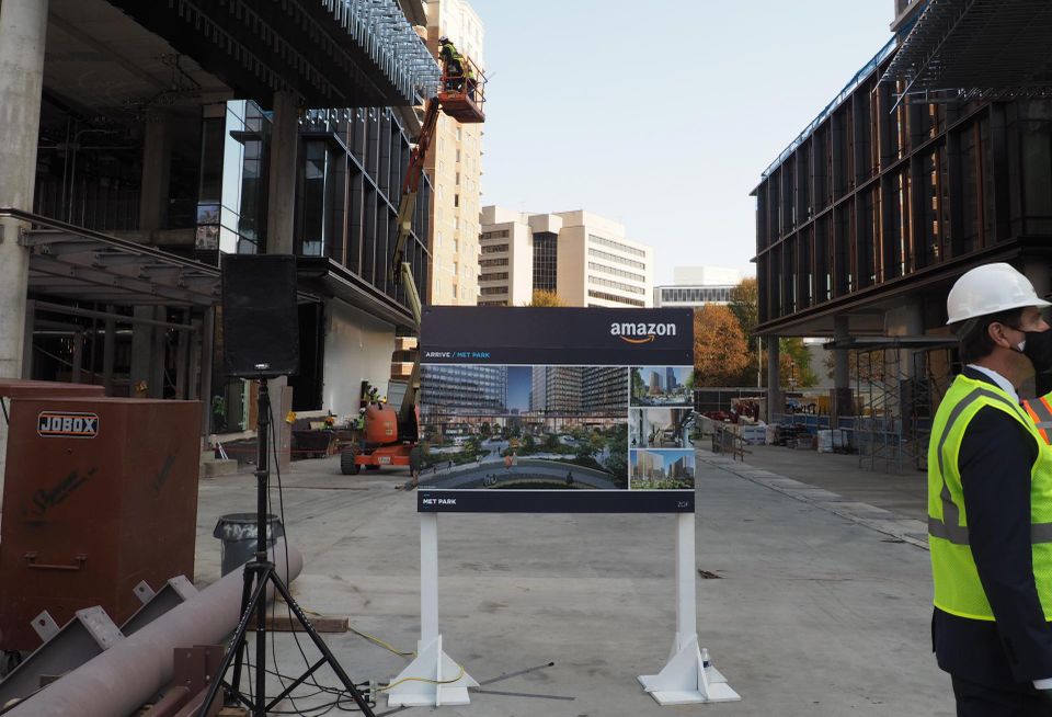 The first phase of Amazon's HQ2 development will include two 22-story office buildings in Arlington's Met Park.