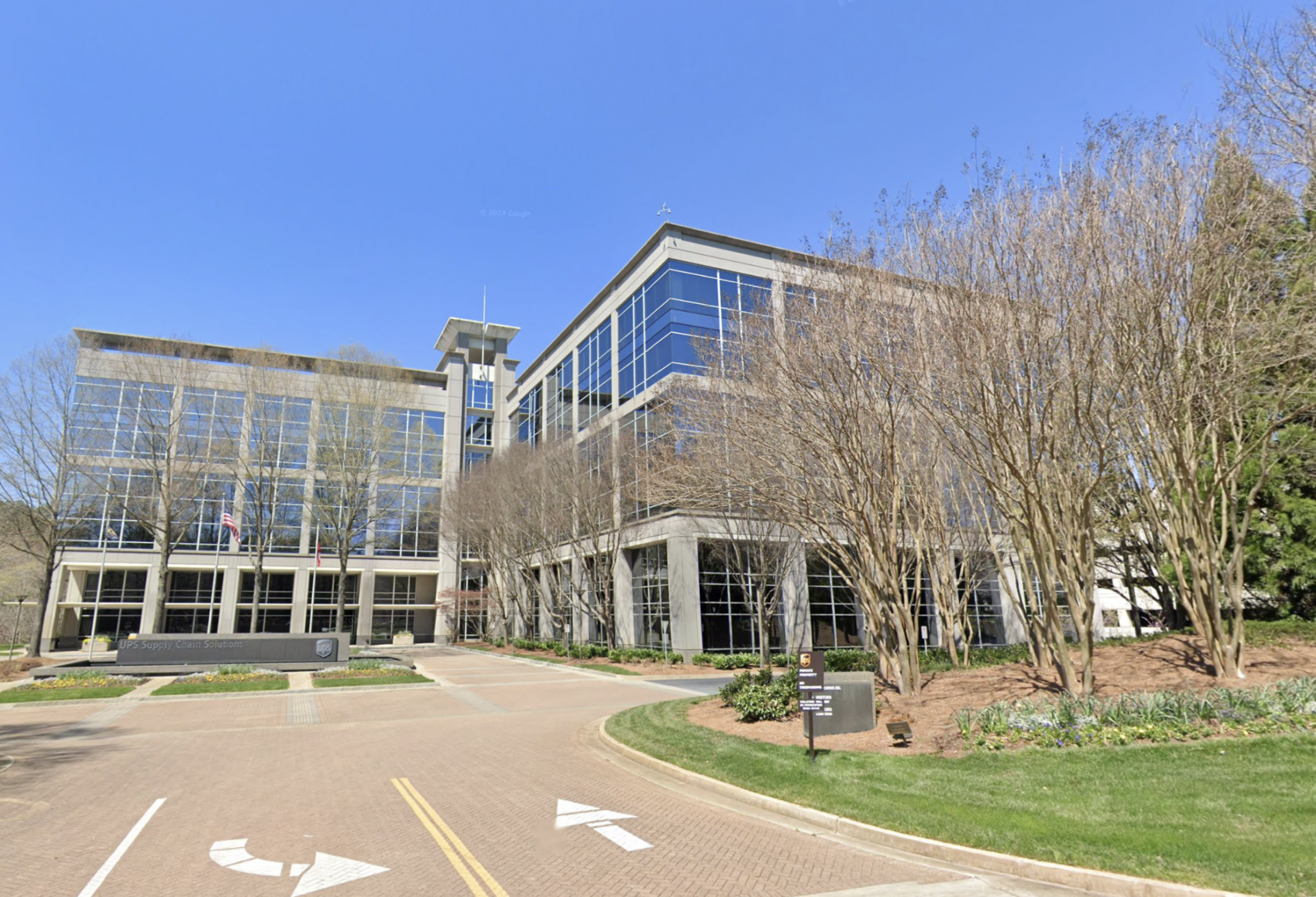 12380 Morris Road in Alpharetta, Georgia UPS Office