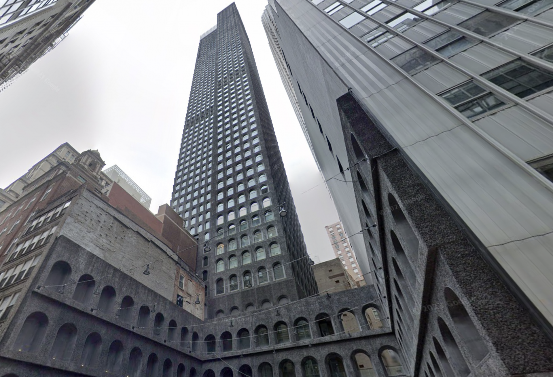 130 William St., a luxury condo tower in Lower Manhattan developed by Lightstone Group