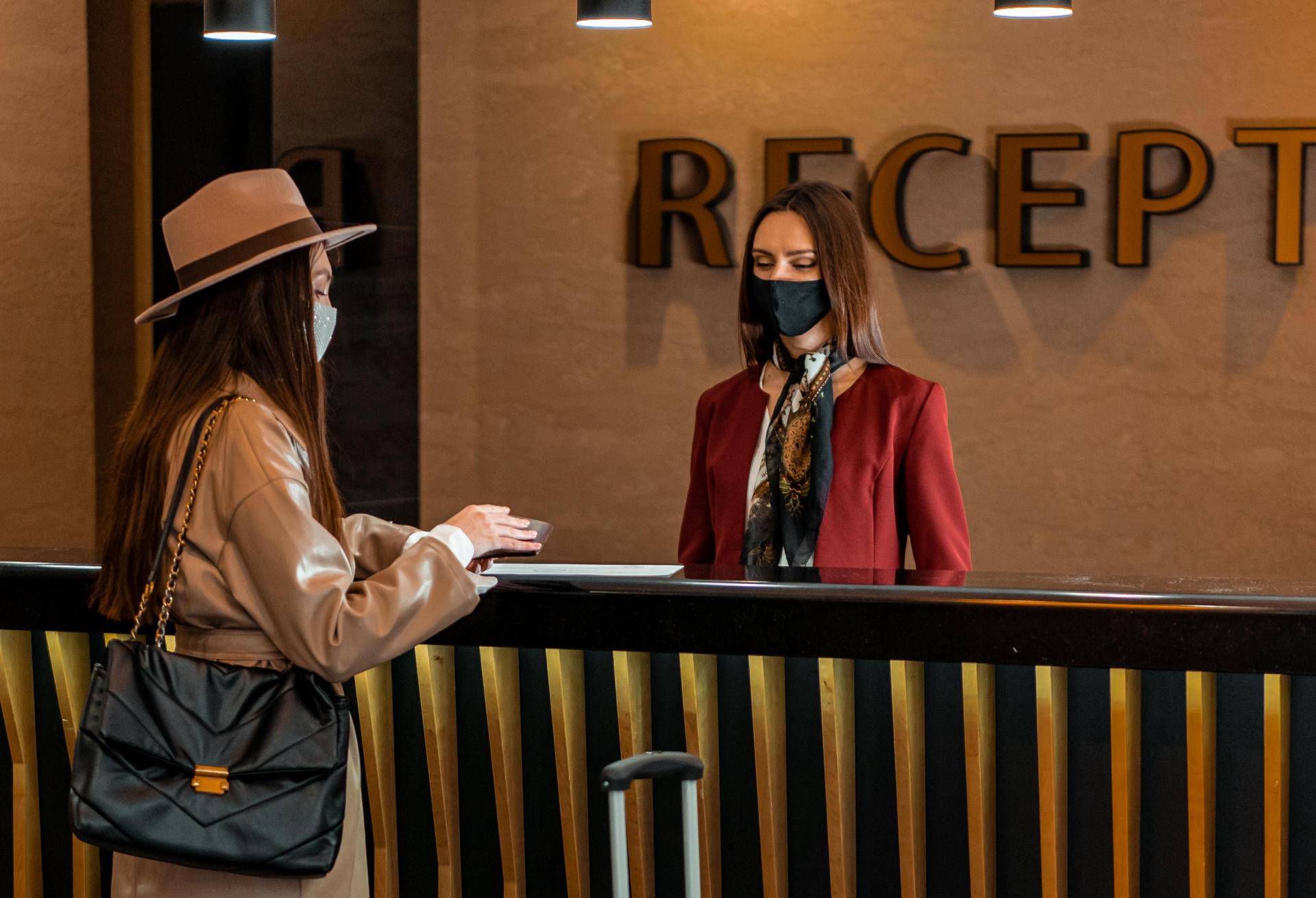 Crime, Inflation And Labor Woes Likely To Stall Chicago's Hotel Recovery Another Year