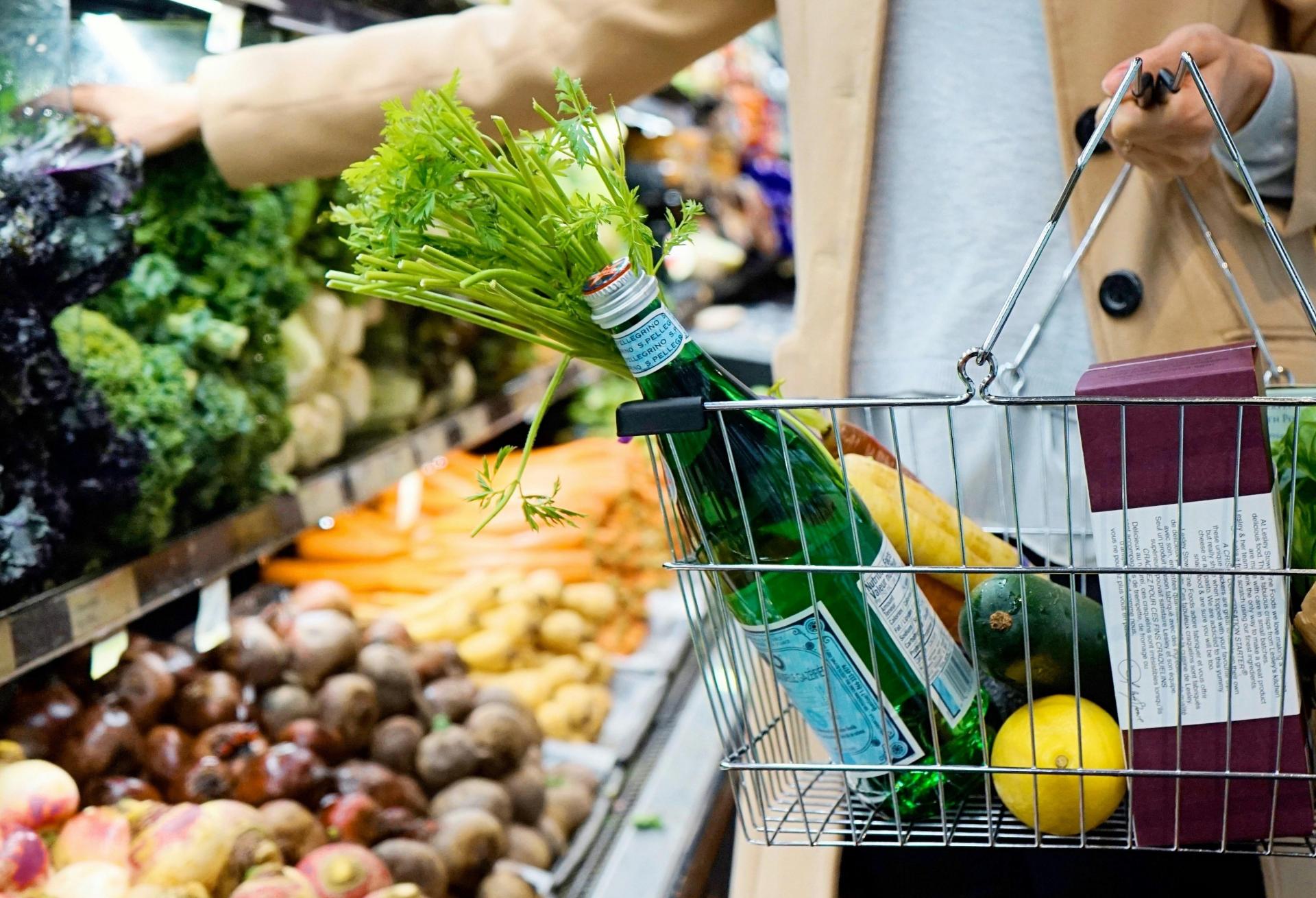 Nuveen Raises $330M For U.S. Grocery-Anchored Retail Fund