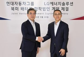 Hyundai Motor Co. President and CEO Jaehoon Chang and LG Energy Solution CEO Youngsoo Kwon announced an EV battery cell manufacturing joint venture near Savannah on May 26.