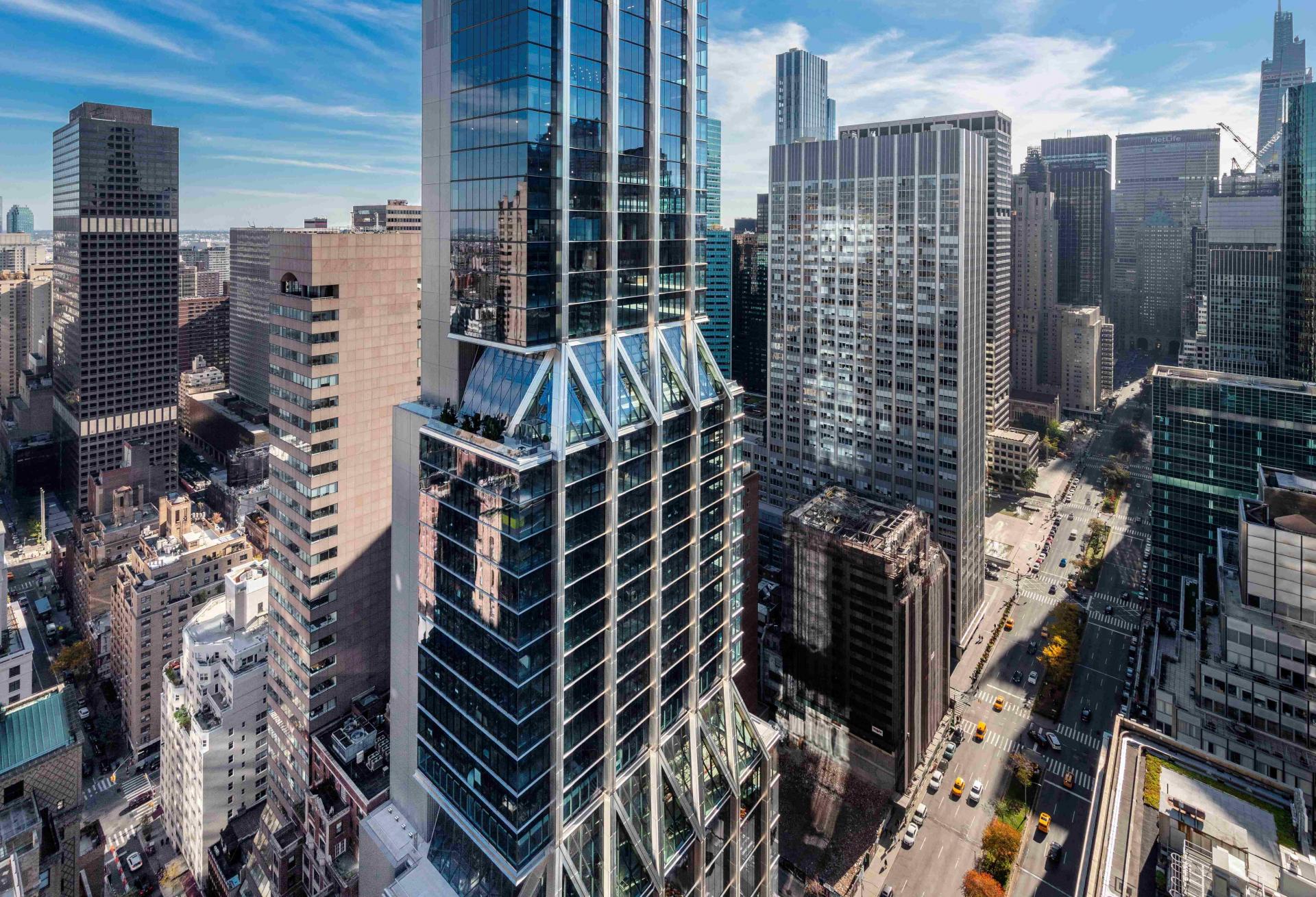 L&L Holding Cos' 425 Park Ave., where Ken Griffin's Citadel is an anchor tenant, scored a $911M refinancing deal this week.