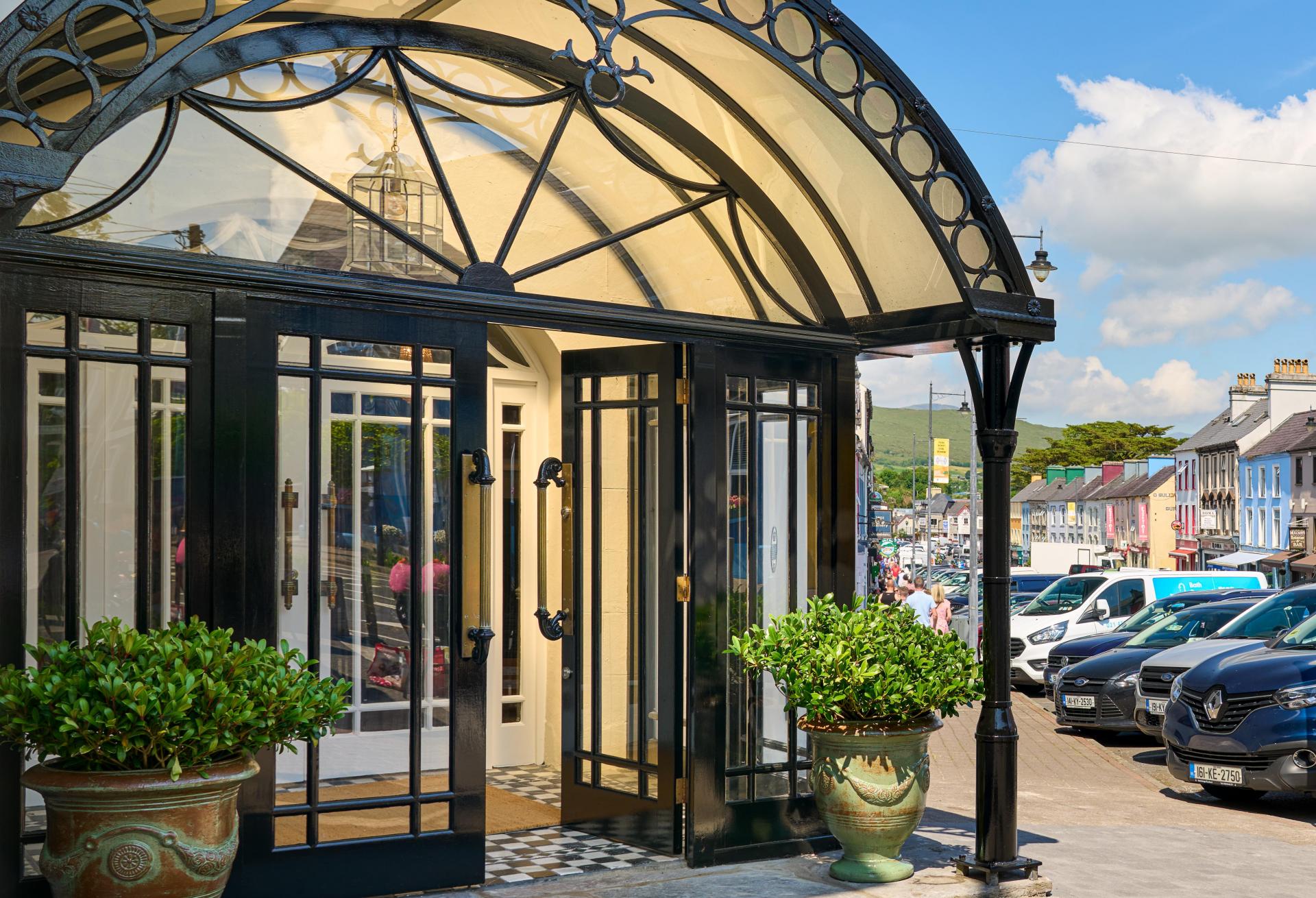 Kerry luxury hotel