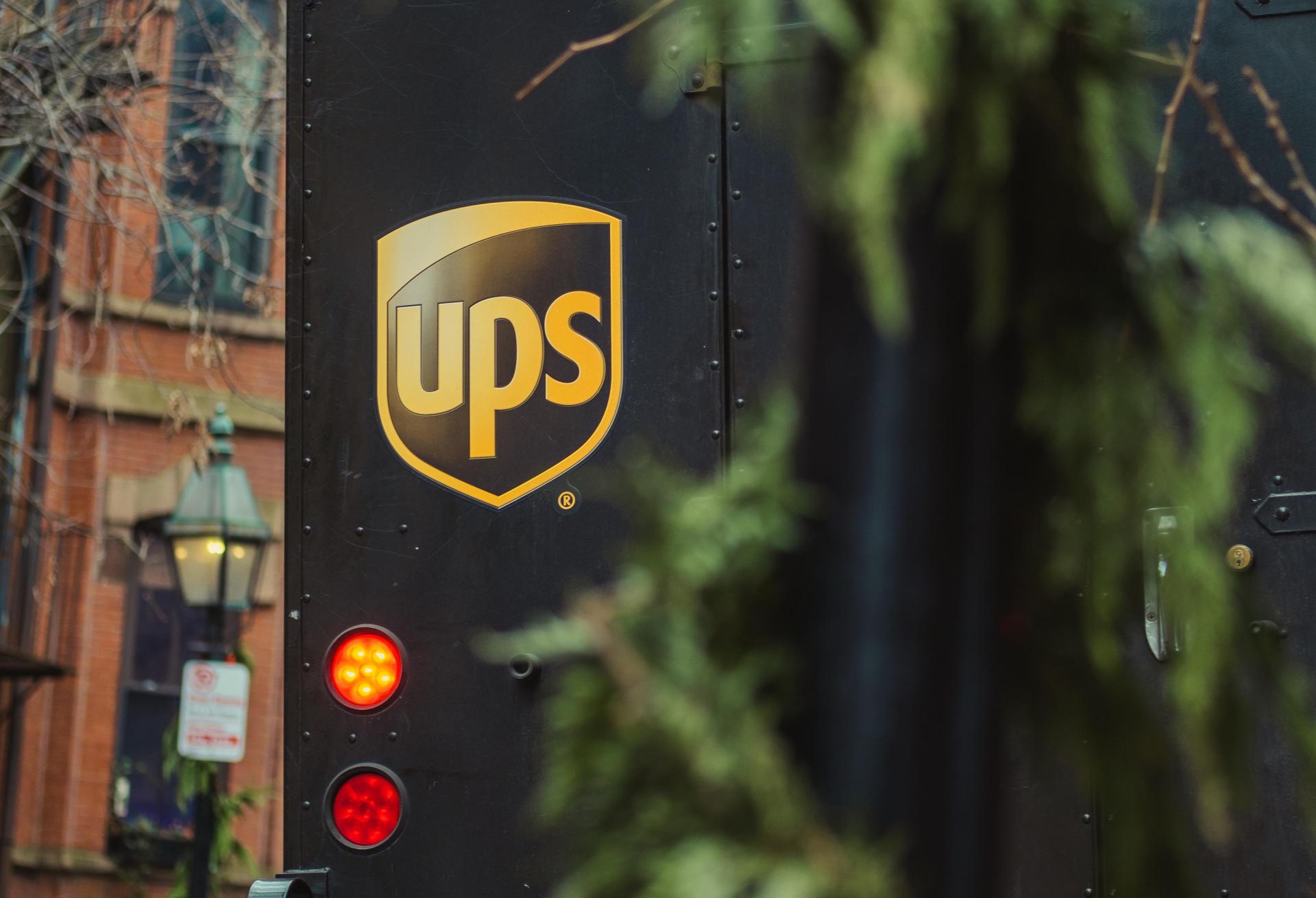 UPS To Close 200 Sorting Facilities In Automation Push