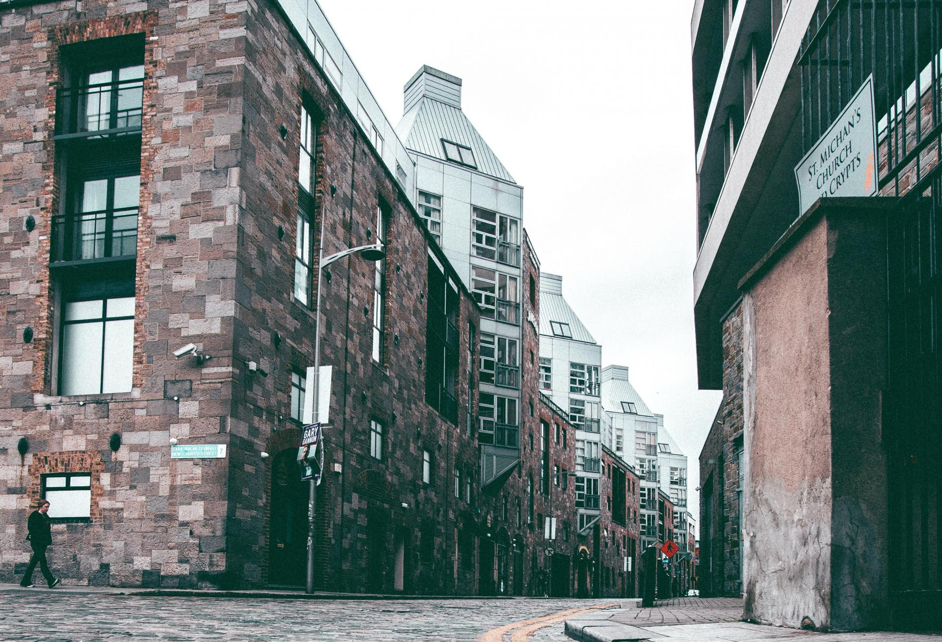 How Estate Agents Can Increase Their Market Share In A Challenging Residential Landscape
