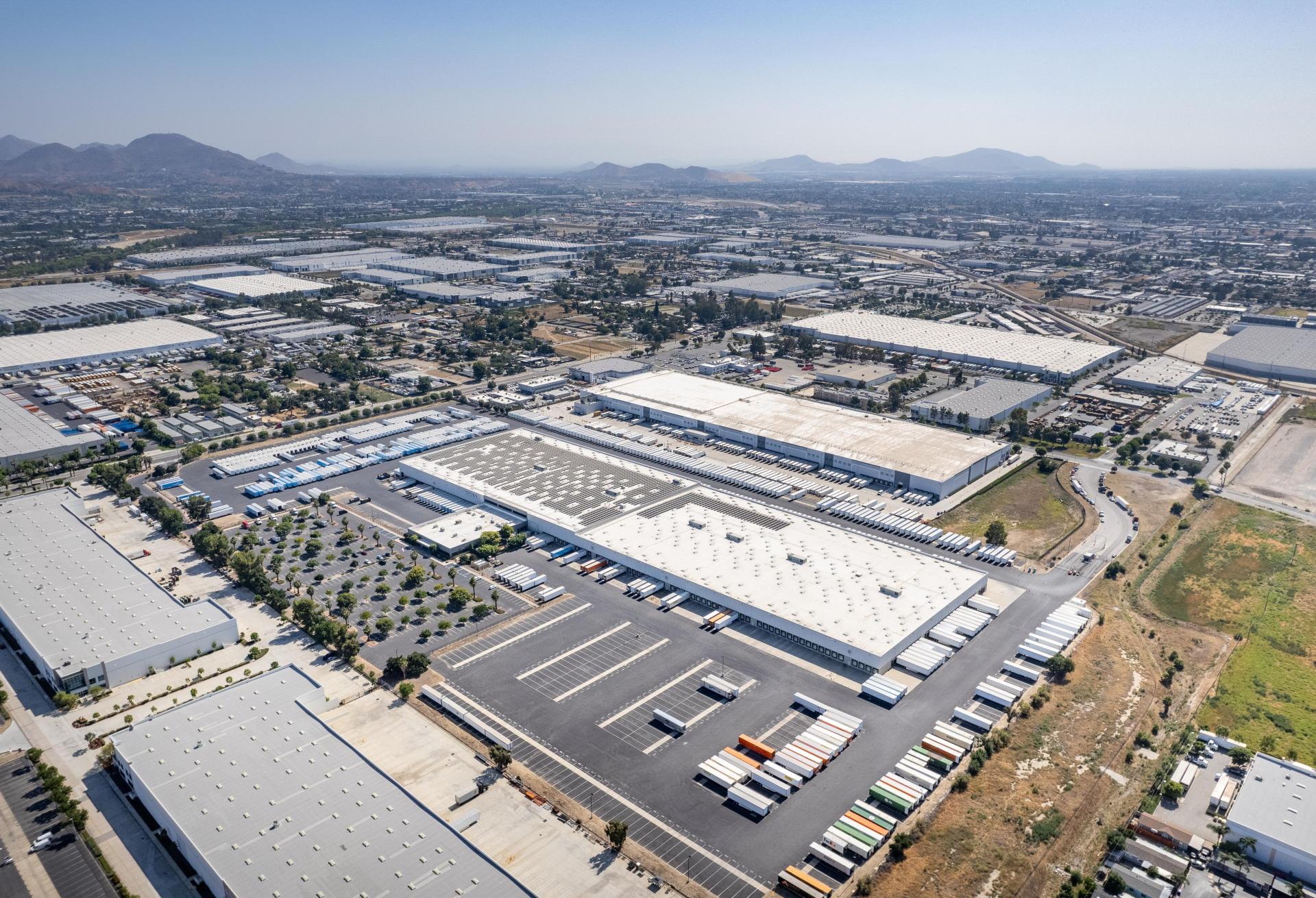 Brookfield-Backed Fund Sells 526K SF Warehouse: The Los Angeles Deal Sheet