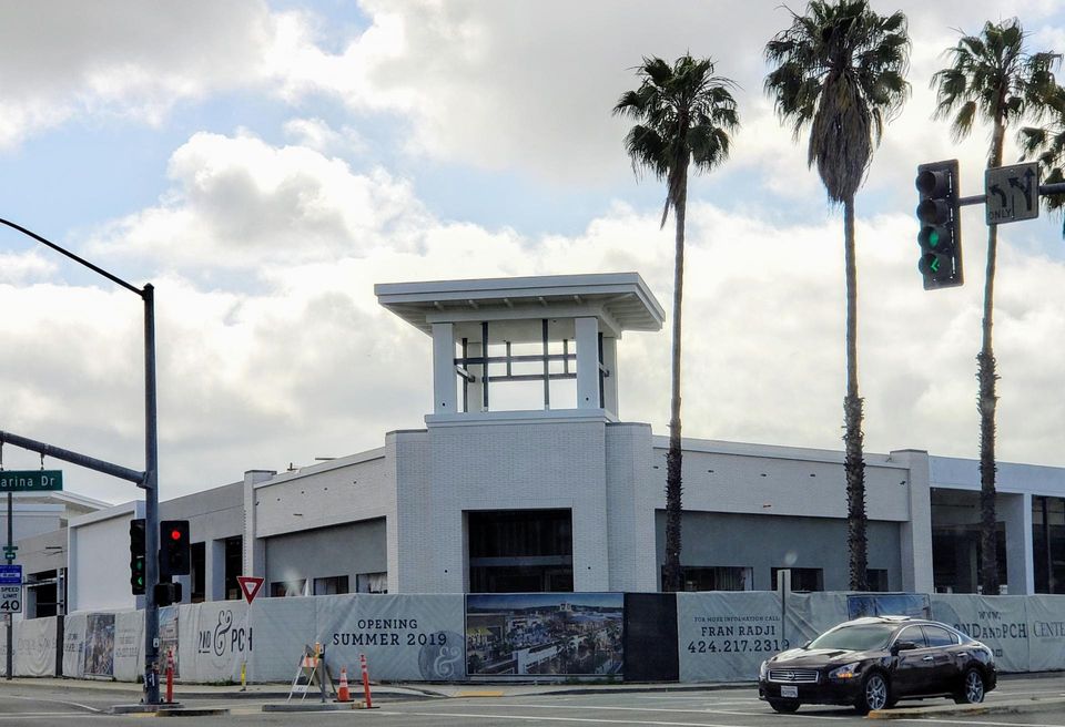 CenterCal Properties 2nd and PCH shopping center in Long Beach