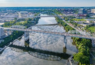 Comedian Nate Bargatze Seeking Investors For Nashville Theme Park