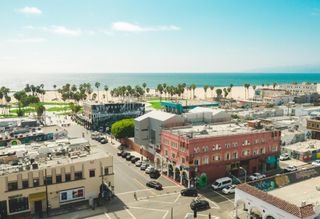 LA (Venice)