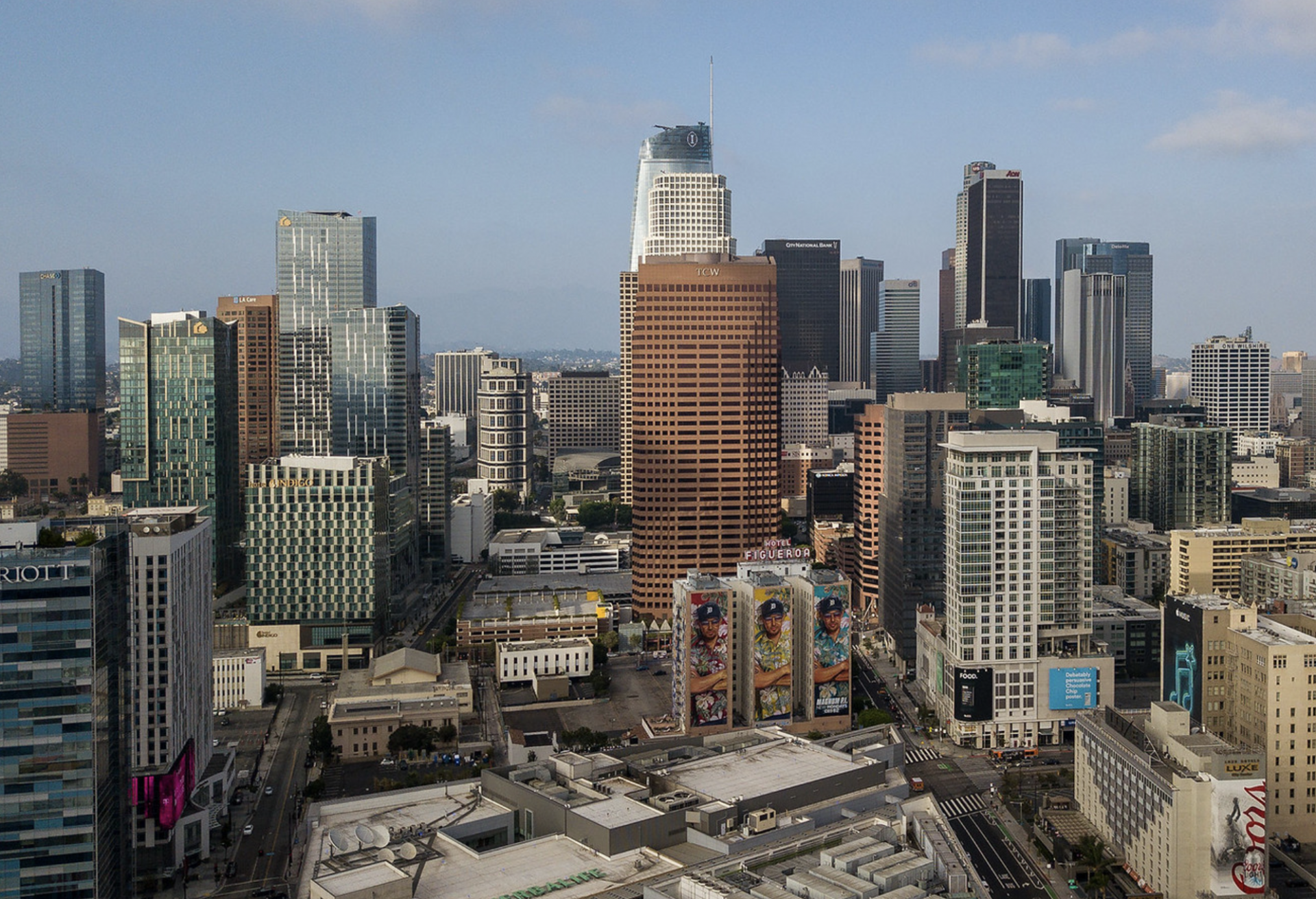 Downtown LA Office Buildings Are Selling For Huge Discounts. Tenants Aren't Getting The Same Deals