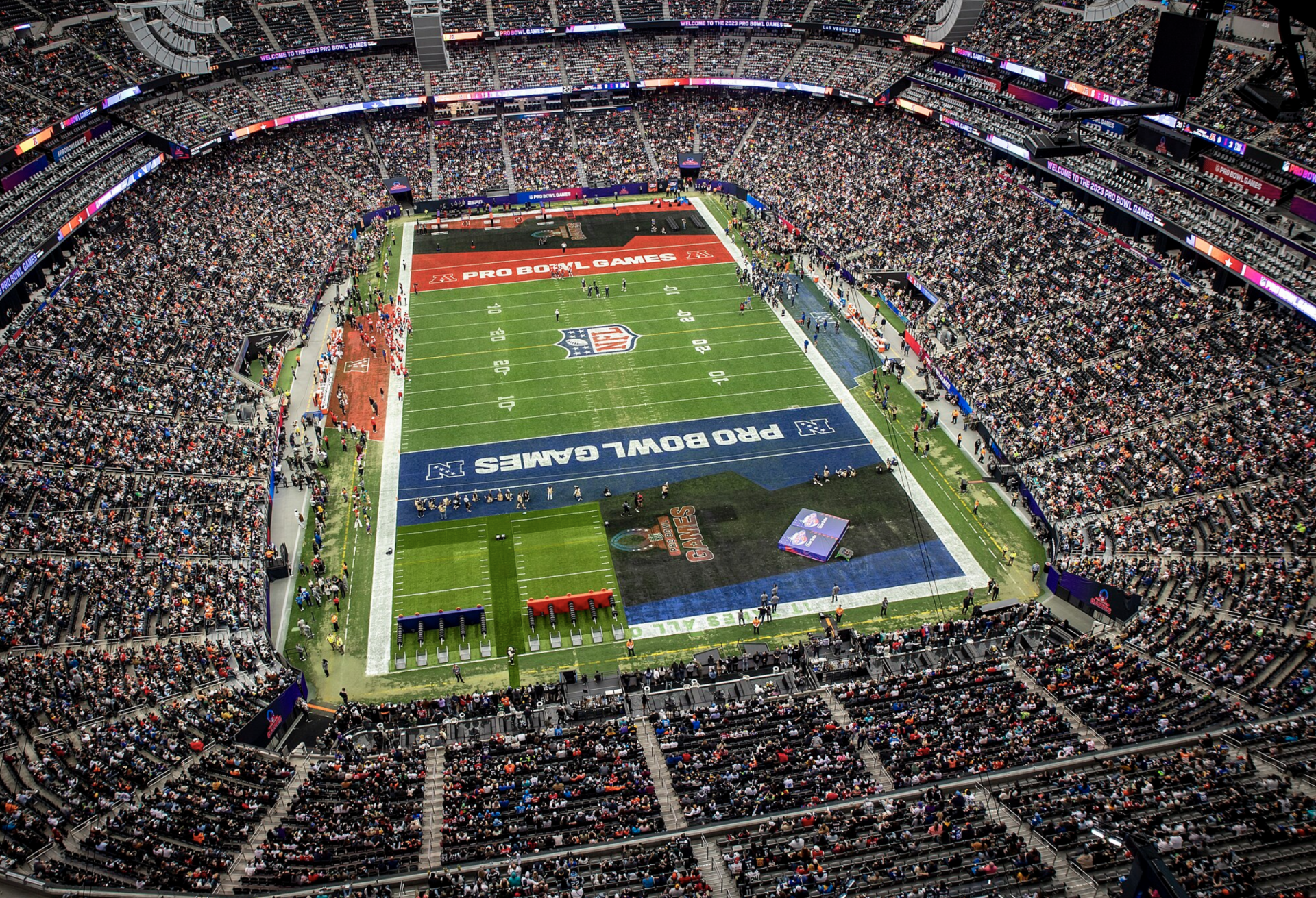 Game On: What Super Bowl Sunday Venue Prep Can Teach CRE