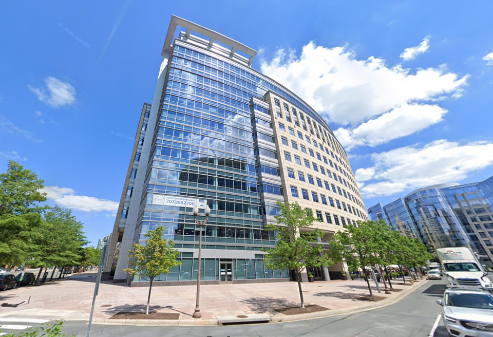 Exterior of office at 901 North Glebe Road
