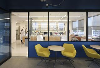Chicago Is A Lab Sciences Desert. But What Kinds Of Labs Does It Need?