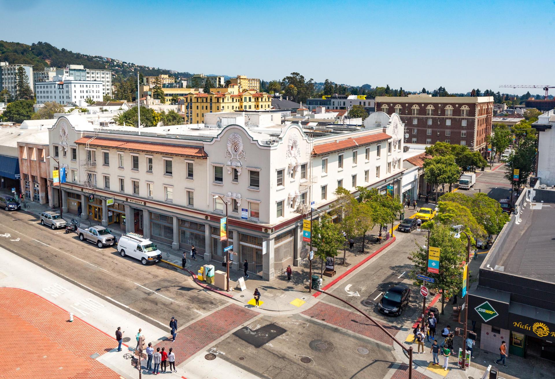 How An East Bay Multifamily Portfolio Just Sold For $658 Per SF