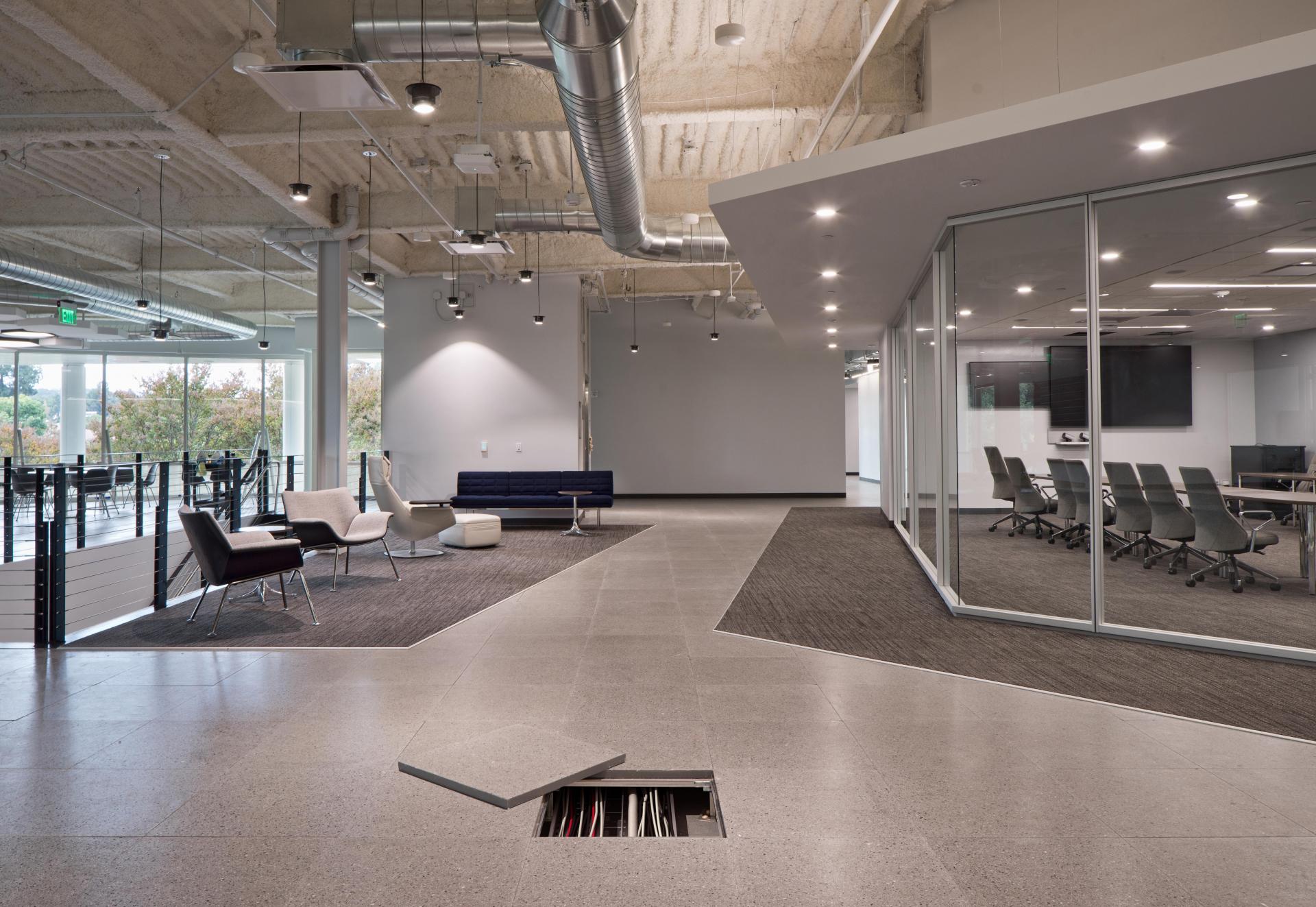 For Workspaces To Be Truly Flexible, The Solution Is A Raised Floor
