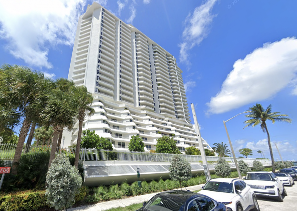 The Hamilton Apartment building in Miami, owned by Denver-based Aimco