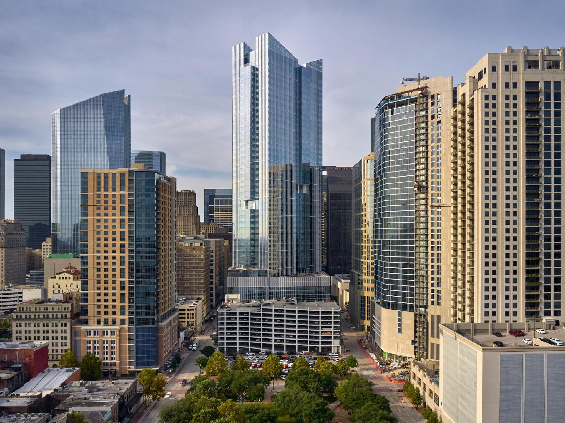 Cushman & Wakefield Opening Second Houston Office In Downtown's Texas Tower