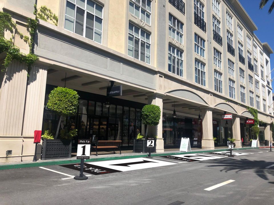 Santana Row curbside pickup
