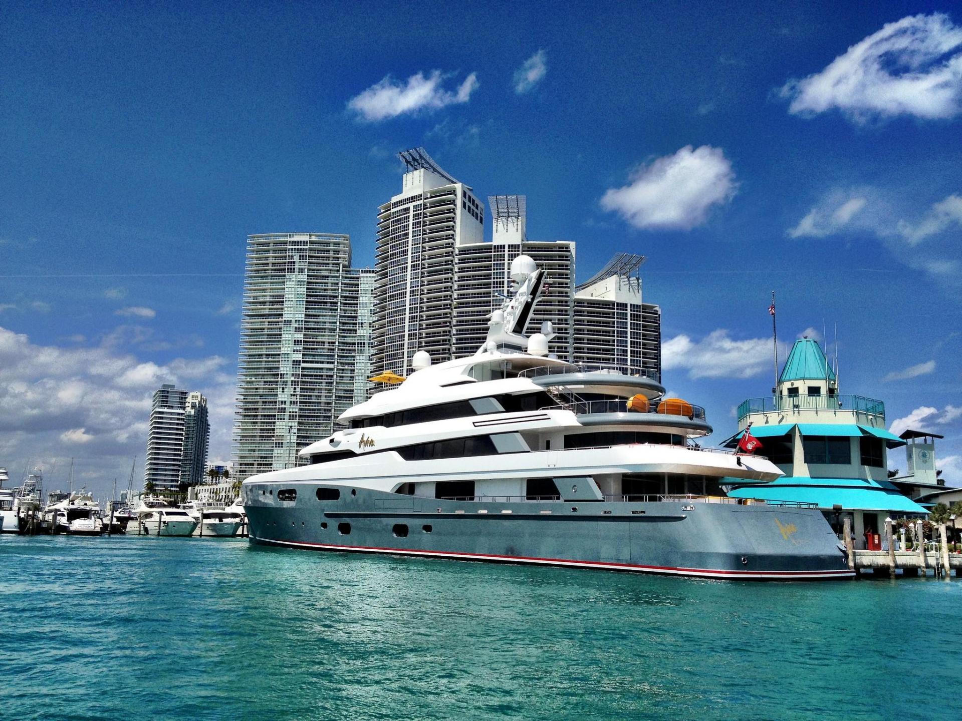 Residents Fight Developer's Takeover Of Miami Beach Marina, Monty's