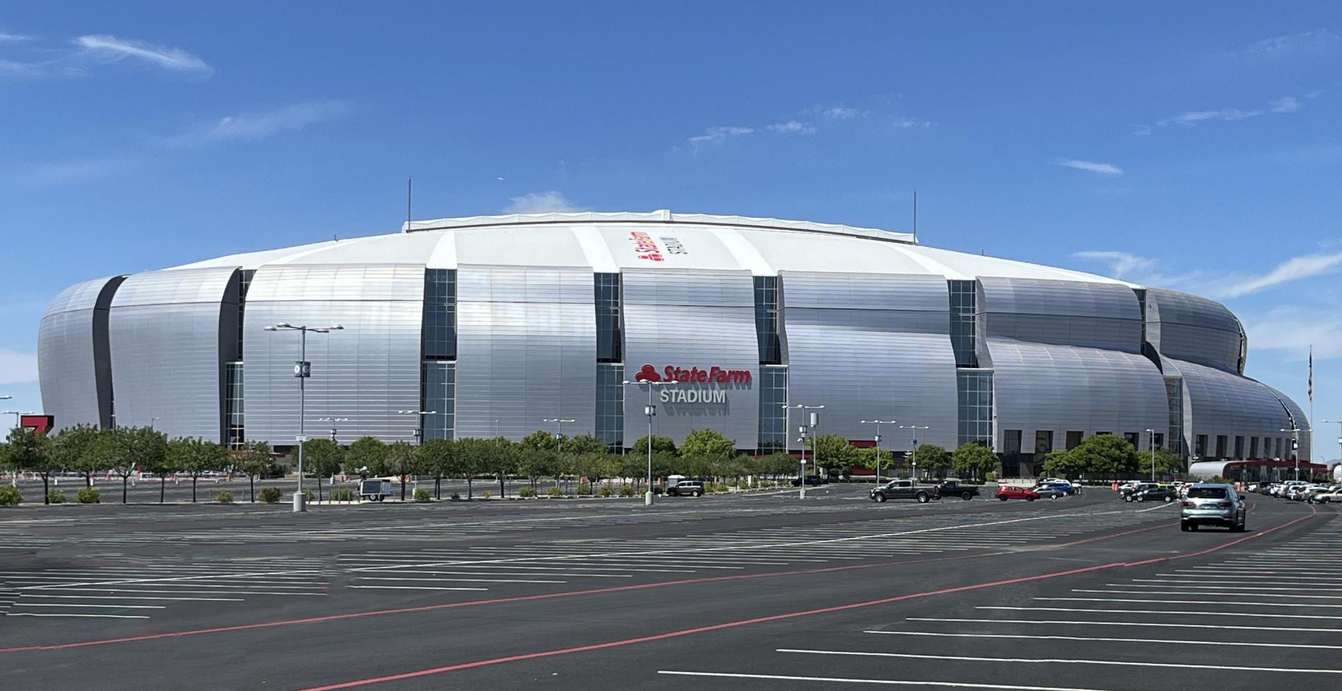 Short-Term Rentals Near Super Bowl Stadium Triple In Price Before Game