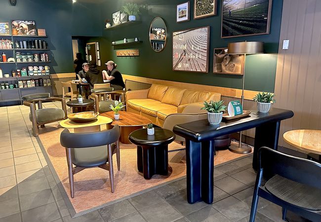 Starbucks Spending $1B To Turn Cafés Into Community Lounges