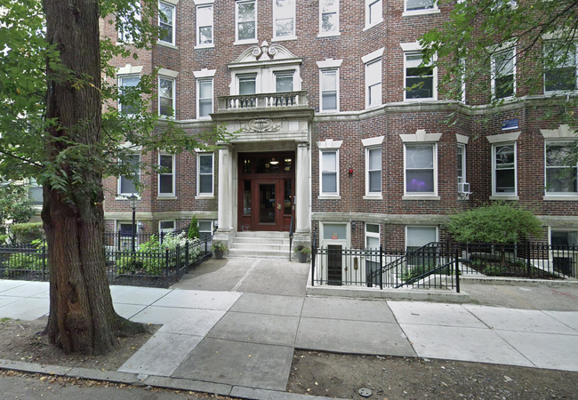 19 Queensberry St. in Boston's Fenway neighborhood