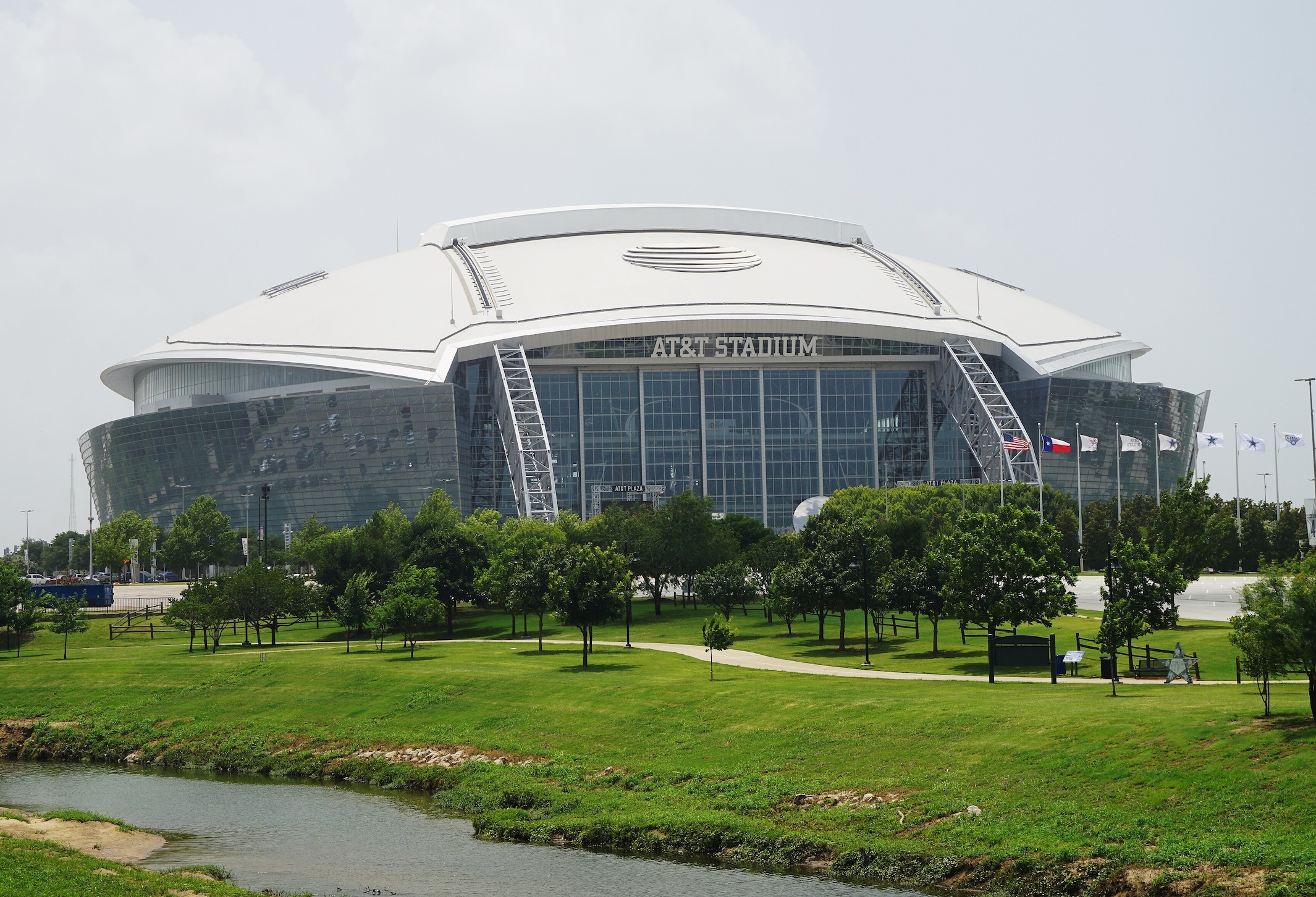 Dallas Cowboys Want To Build Sports And Entertainment District At AT&T Stadium