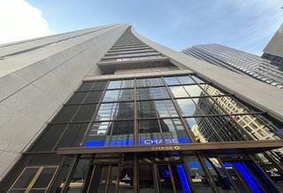JPMorgan's Chicago Office Renovation Costing Bank Over $800M, Dimon Says