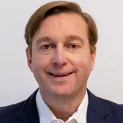 Peter Hills
