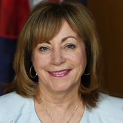 Dianne Primavera