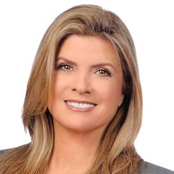 Dora Puig