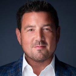 Aaron Levine