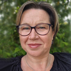 Helen Carter