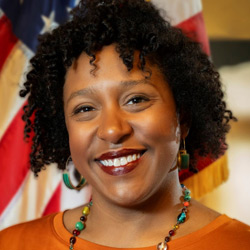 Nina Waters