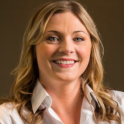 Shanna Dennis