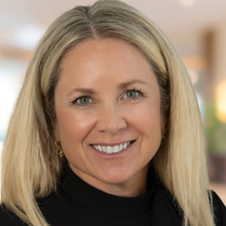 Lindsey Tucker