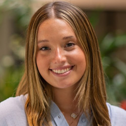 Zoe Robbins