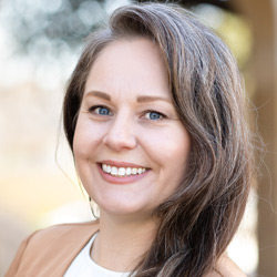 Jennifer Jarl McCombs