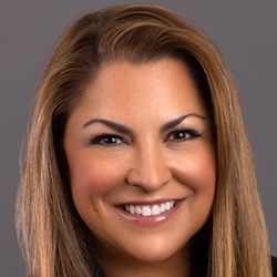 Robyn Raphael-Dynan