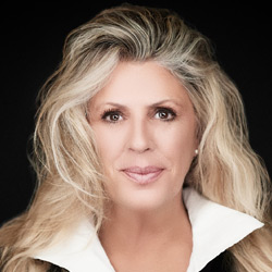 Ally Di Conti Cole