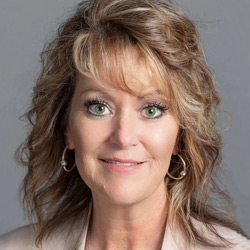 Lynn Peters