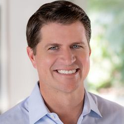 Gregg Walker