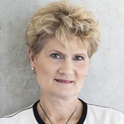Judy Pesek