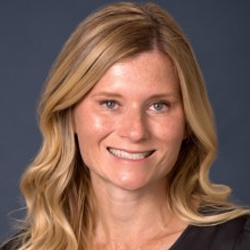 Lindsay Dunn