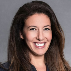 Julia Broder
