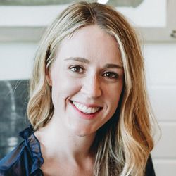Julie Roberts